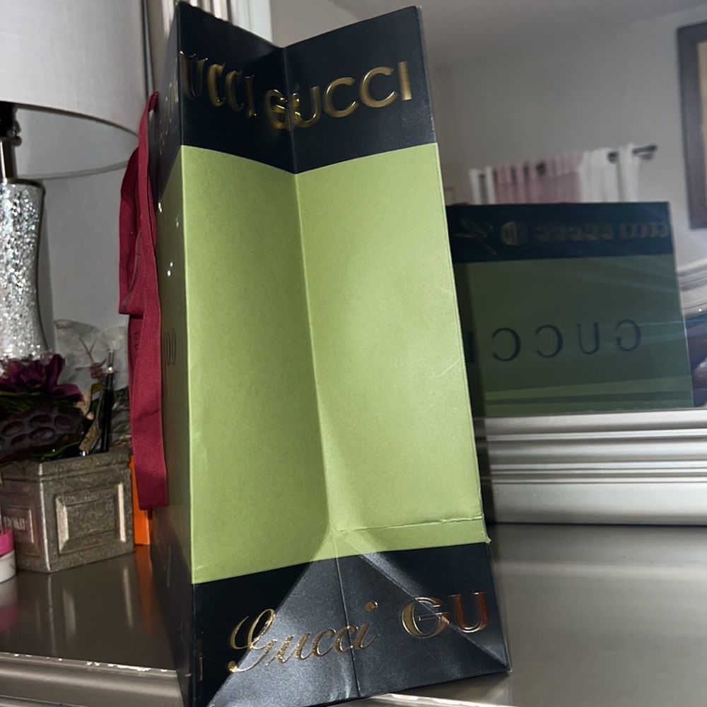 𝅺gucci shopping bag - Picture 2 of 5